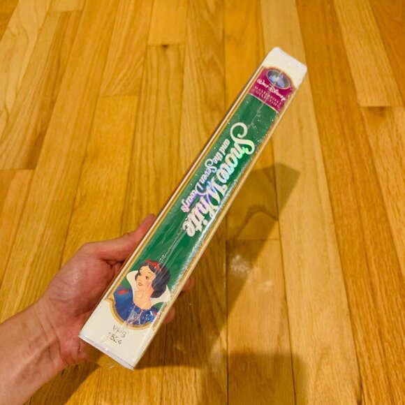 Snow White & the Seven Dwarfs (VHS, 1994) Masterpiece Collection #1524 - Picture 7 of 8